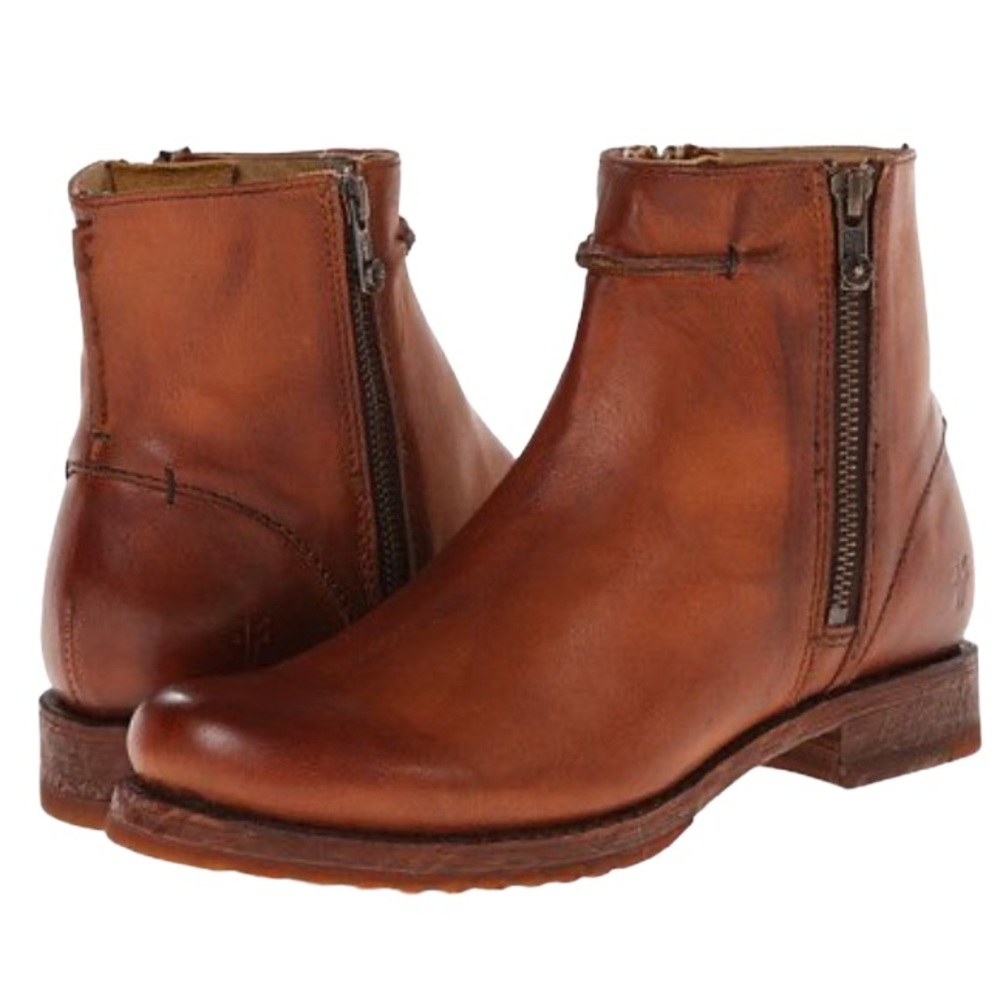 FRYE | Women’s Veronica Seam Short Leather Boots Booties in Cognac size 9